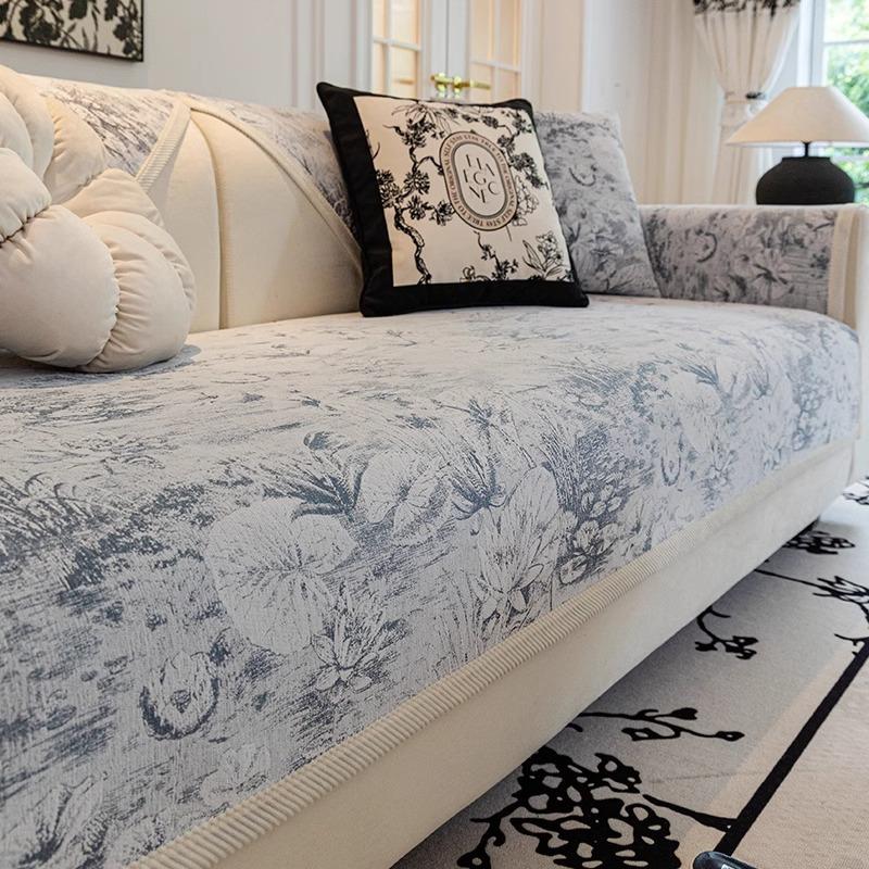 

Light French Sofa Cushion Four Seasons Non-Slip Universal Sofa Cover Towel All-Inclusive Seat Cushions 70*70cm