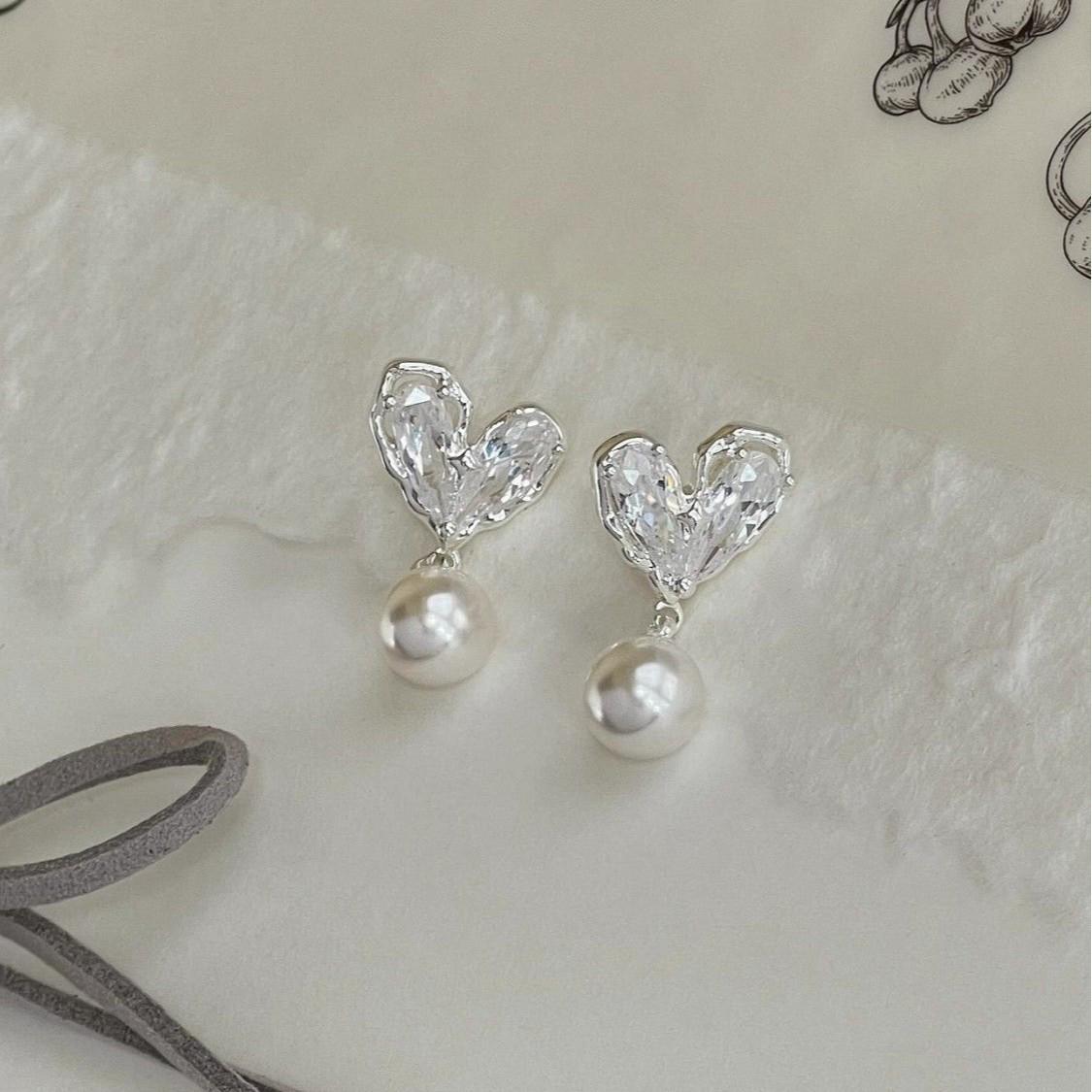 Elegant Silver Heart Stud Earrings with Pearls and Zirconia - French Retro Design