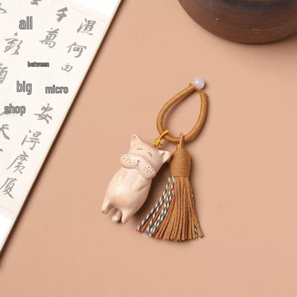 Beech Wood Lucky Cat Tassel Keychain – Cute Wooden Cat Pendant & Bag Ornament Gift