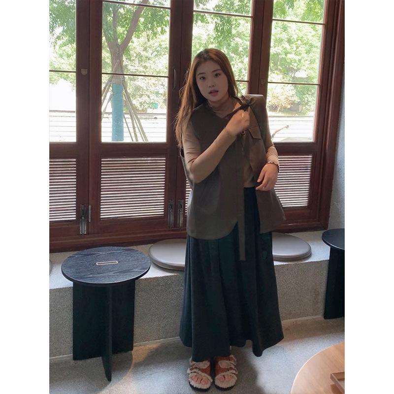 Korean Style Women's PU Leather Vest: Oversized, Sleeveless with Irregular Hem for Fall 2024.