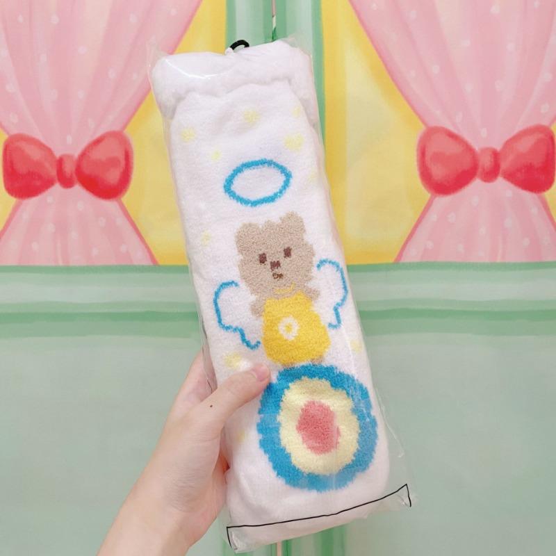 

Female Winter Giant Thick Plush Thick Warm Lovely All Kinds of Non Slip Floor Student Socks 1 pair