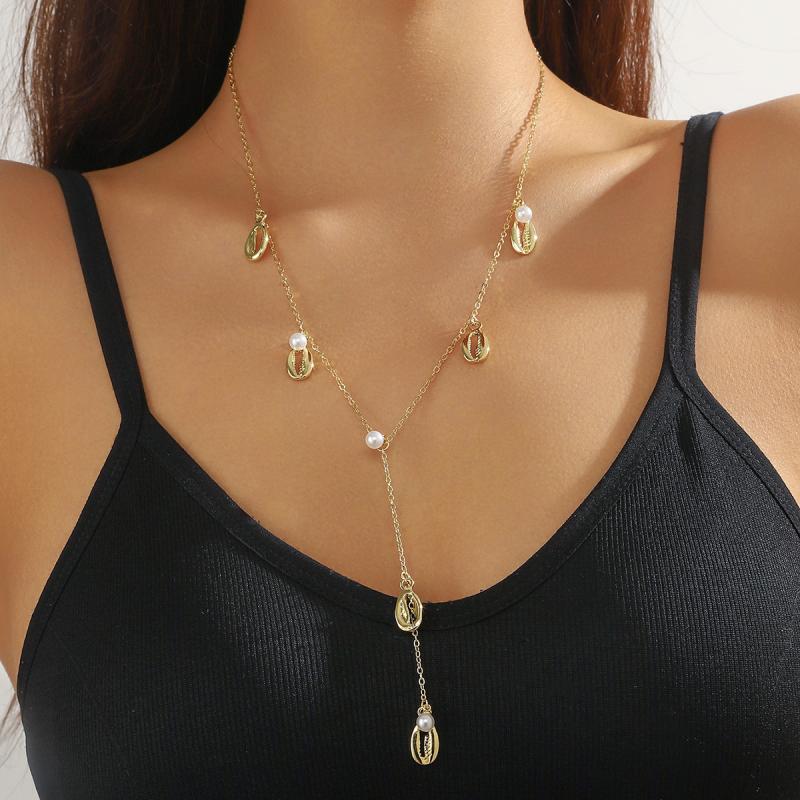 Vintage Goldfarbenes Herz Langes Halskettchen für Damen Exquisite Quasten Y-förmige Halskette Luxuriöser Schmuck für Hochzeiten Geschenke Accessoires