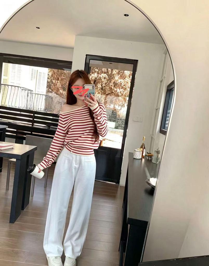 2026 Spring Korean Color Block One-Shoulder Knitwear: Loose Fit, Slimming Stripe Sweater