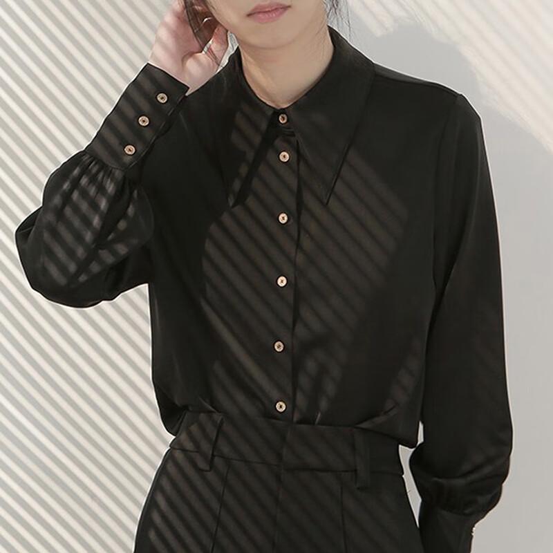 

Women s Stylish Commuter Blouse L