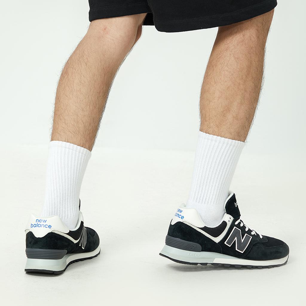 New Balance 574 Black White Unisex Sneakers U574BK2