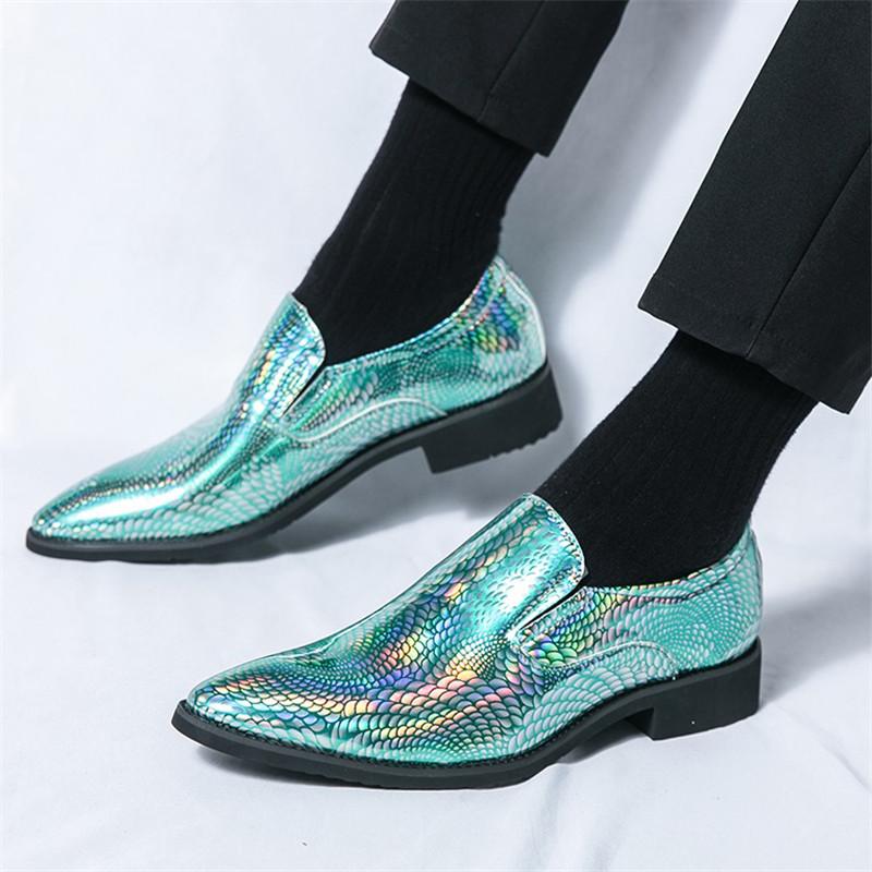 Britain Retro Men Pointed Glossy Patent Leather Shoes Casual Penny Loafers Formal Dress Footwear Sapatos Tenis Masculino