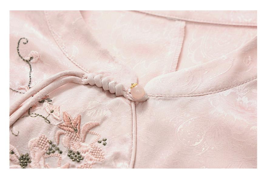 Stylish Spring & Autumn Seven-Sleeve Embroidered Top for Middle-Aged and Elderly Women - New Chinese National Style Shirt