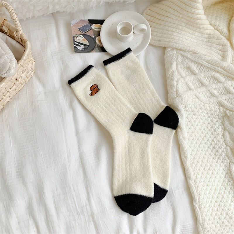 Women's Trendy Autumn and Winter Fleece Mid-calf Striped Cartoon Embroidered Puppy Socks Academy Cute Floor Socks