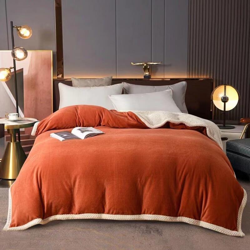 

Shuibai Light Luxury All-Season Flannel Thickened Blanket