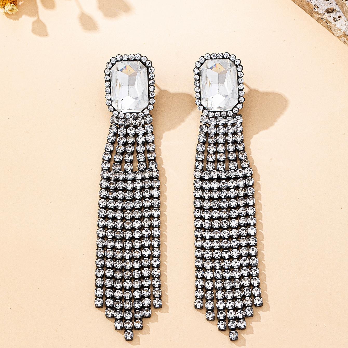 

Women s Fashionable Earrings, Trendy and Elegant Long Tassel Earrings with Glass Inlays and Imitation Diamonds, Suitable for Daily Wear and as a Gift
