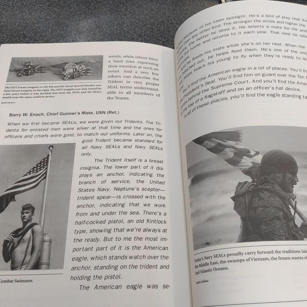 [USED] US Army Navy SEALs Foreign Books Special Forces