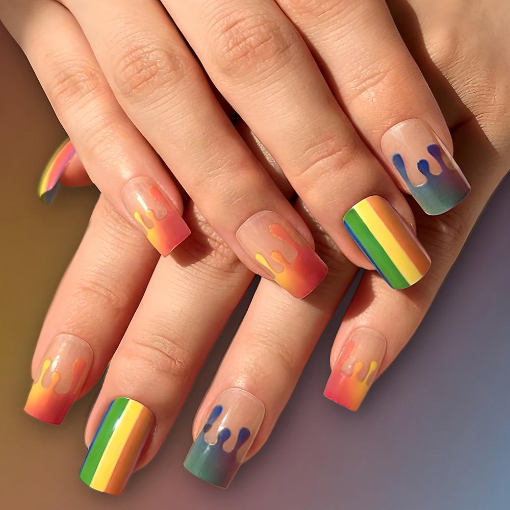 Средний набор глянцевых европейских носимых накладных ногтей с радужной полоской - Набор милых накладных ногтей с плавными линиями, 24 штуки