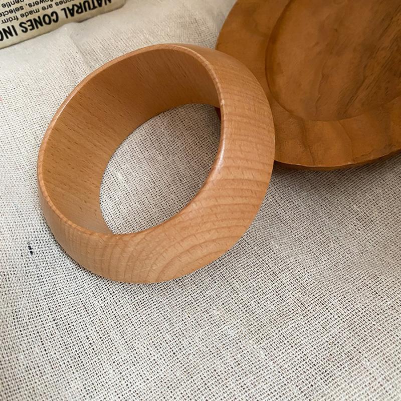 European and American Wooden Bracelets Retro Simple and Versatile Bracelets Light Luxury High-end Temperament Jewelry Women