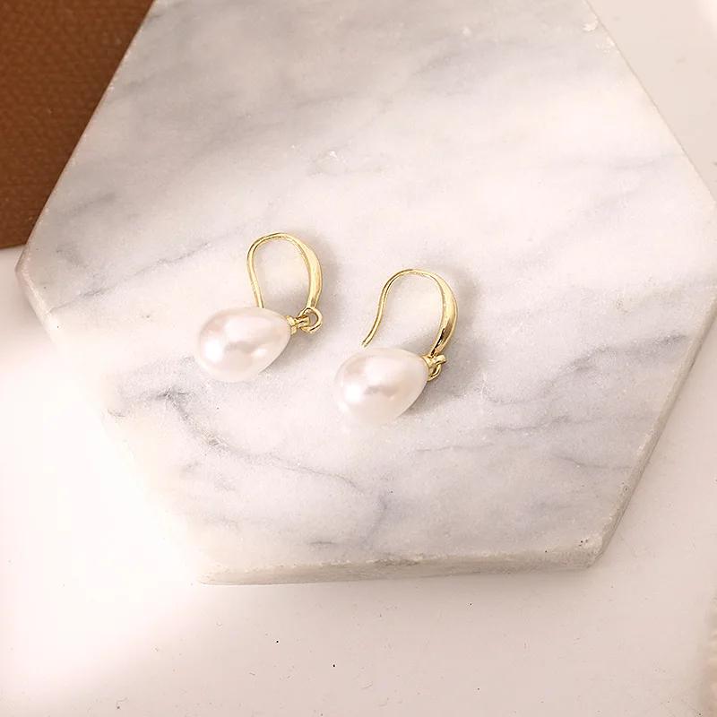 Water Drop Pearl Dangle Earrings Temperamental Women's Hook Earrings Irregular Slim Imitation Pearl Hanging Earrings Brincos