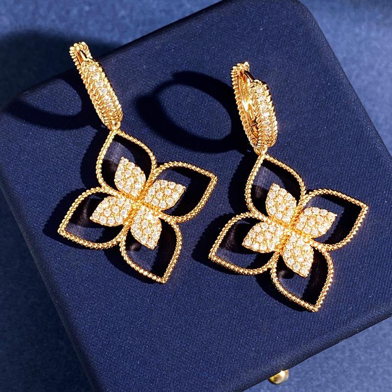 Ohrringe mit Glücksklee-Anhänger, hohle vierblättrige Blume, leuchtendes Zirkonia-Kreuz, Blumen-Ohrringe-Set