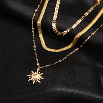 New Simple Gold Color Multi-layer Necklace Girl Star Moon Choker Geometric Pendant Necklace for Women Choker Jewelry Accessories