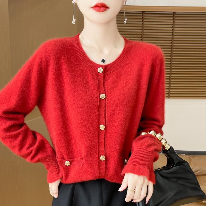 New Autumn and Winter Style Pure Wool Round Neck Knitted Cardigan for Women's Rose Button Pocket Cashmere Sweater Temperament Jacket