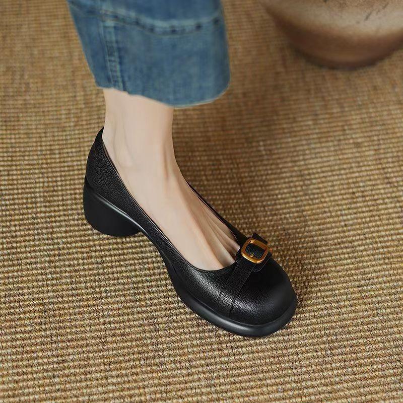 Single shoes women's 2025 new spring and autumn round head Chinese heel small leather shoes versatile soft sole shallow mouth commuter work shoes