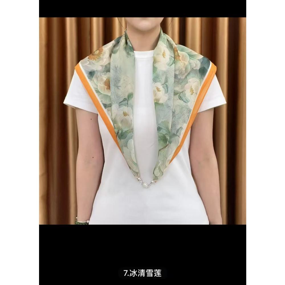 Magnet Simulation Silk 70Cm Small Square Scarf Women'S Spring Korean Version Oil Painting Silk Scarf Versatile Scarf Elegant Decoration