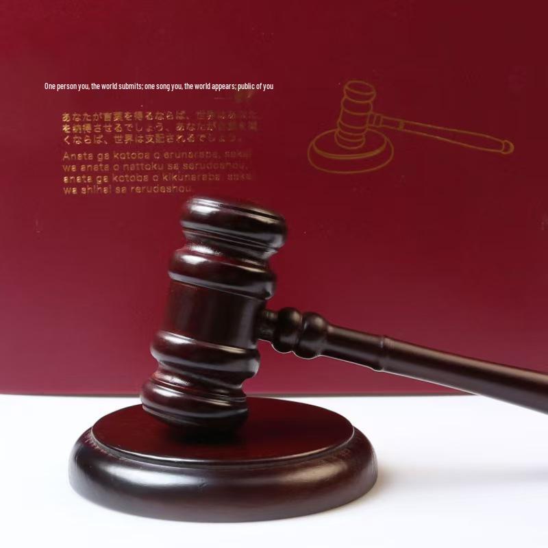 Solid Wood Judge's Gavel: Children's First Birthday Prop & Court-Themed Decoration.