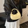 Handbag Women's New Commuter Messenger Bag Versatile Chain Shoulder Bag