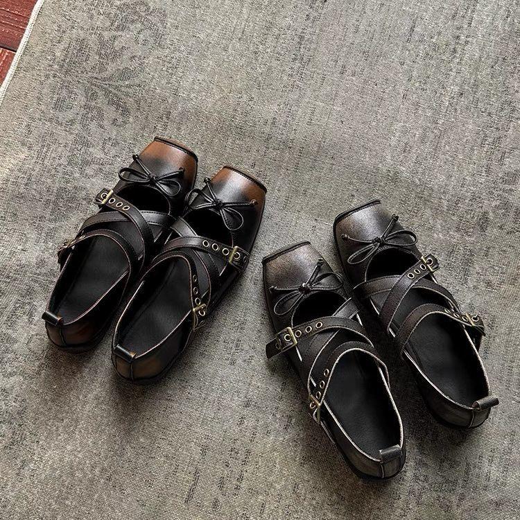Polierte neue Retro-Gürtelschnalle Ballerinas Damen Flats Mary Jane Schuhe Nieten Weiche Sohle Schleife Einzelne Schuhe Damen