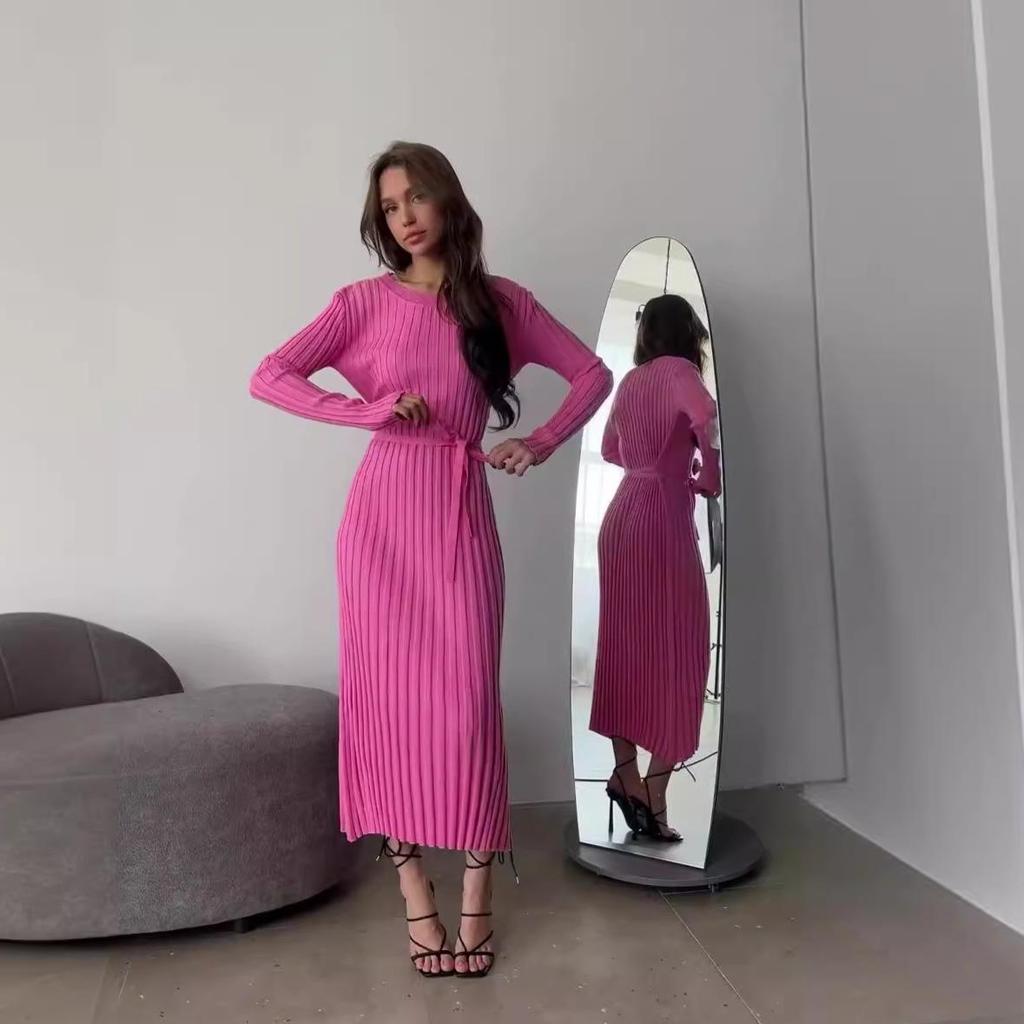 2024 Autumn Women's Solid Color Slim Fit Knitted Long Dress with Round Neck
