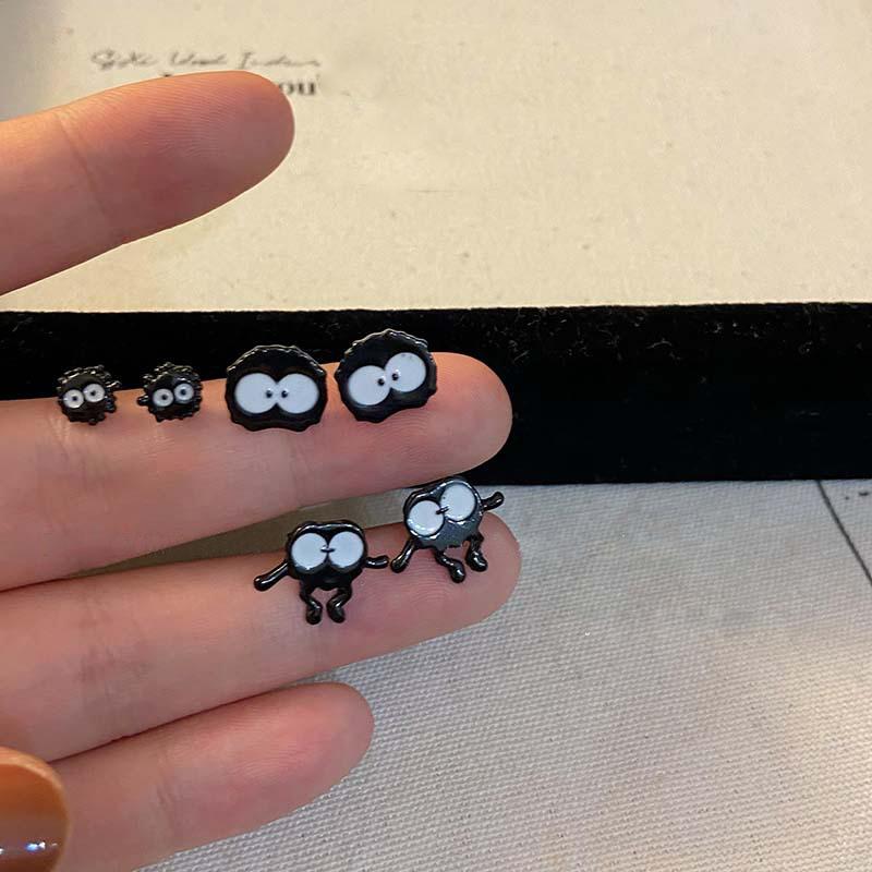 

Новый набор из 6 предметов модных маленьких угольных сережек с забавными рисунками и милыми домашними животными