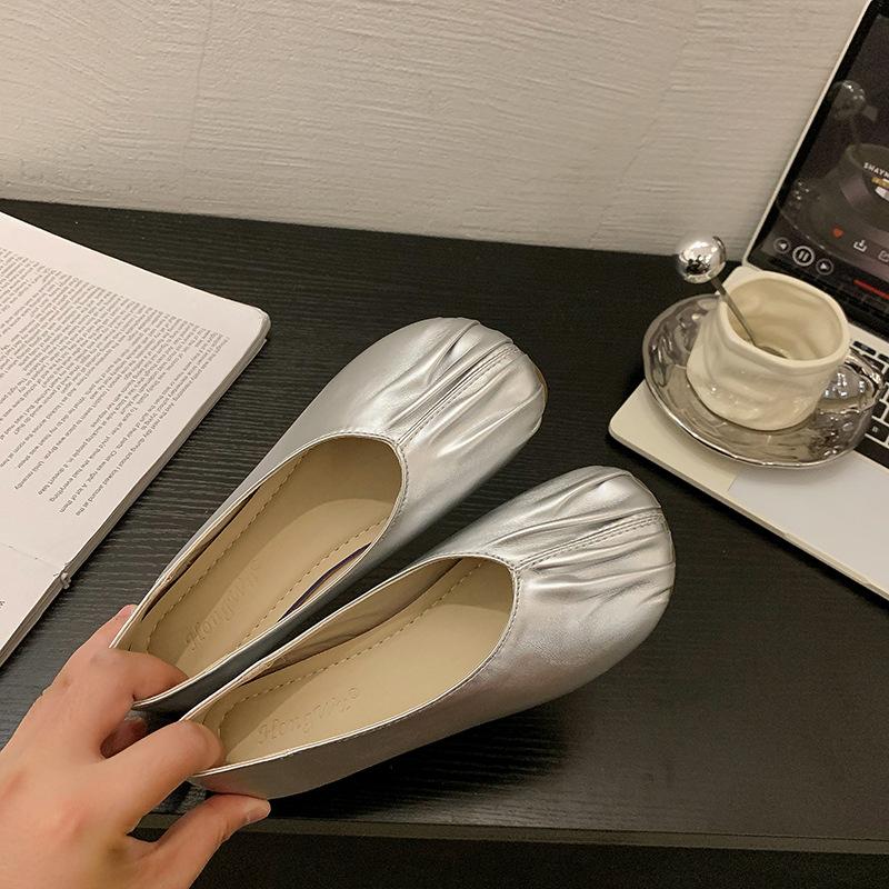 French silver Mary Jane single shoes women's 2025 spring and summer new flat-bottomed one-pedal pleated ballet grandma shoes