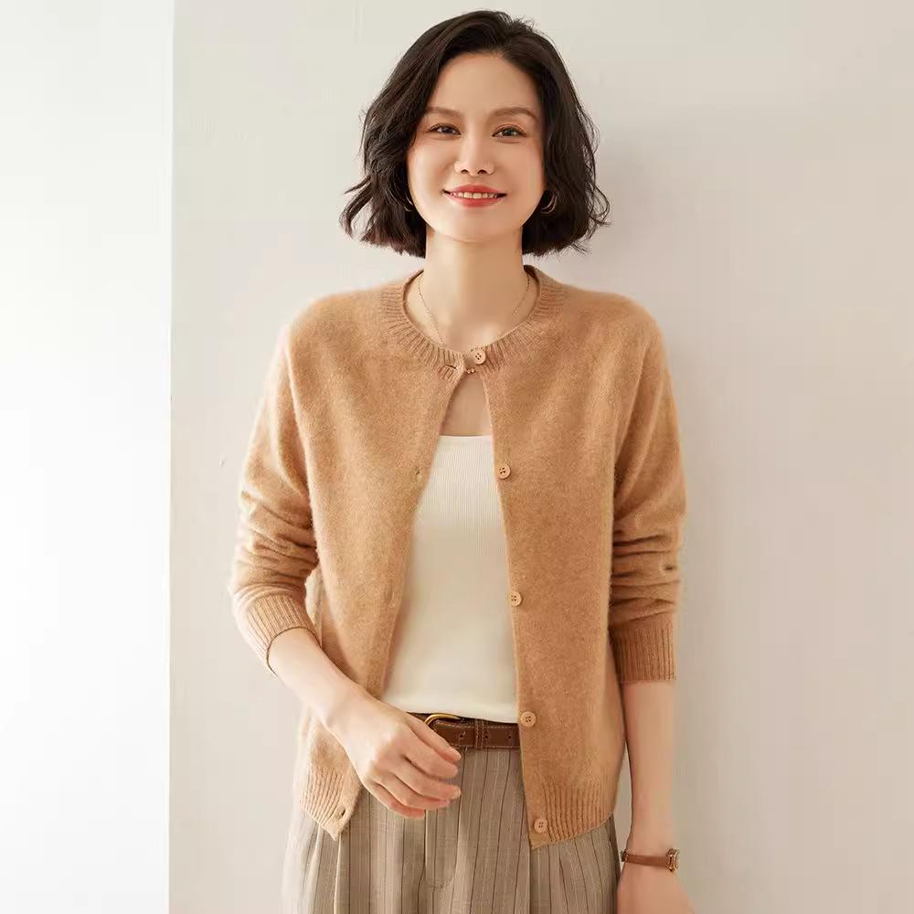 

Women s Cashmere Round Neck Cardigan - Autumn/Winter Slim Fit Knitted Sweater, Solid Color, Versatile Outerwear 2XL: 130-145 jin
