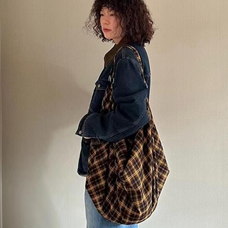Vintage Karomuster Große Kapazität Trendiger Lässiger Tragetaschen-Rucksack Vielseitige Handtasche Übergroße Canvas Achseltasche Schottischer Stil