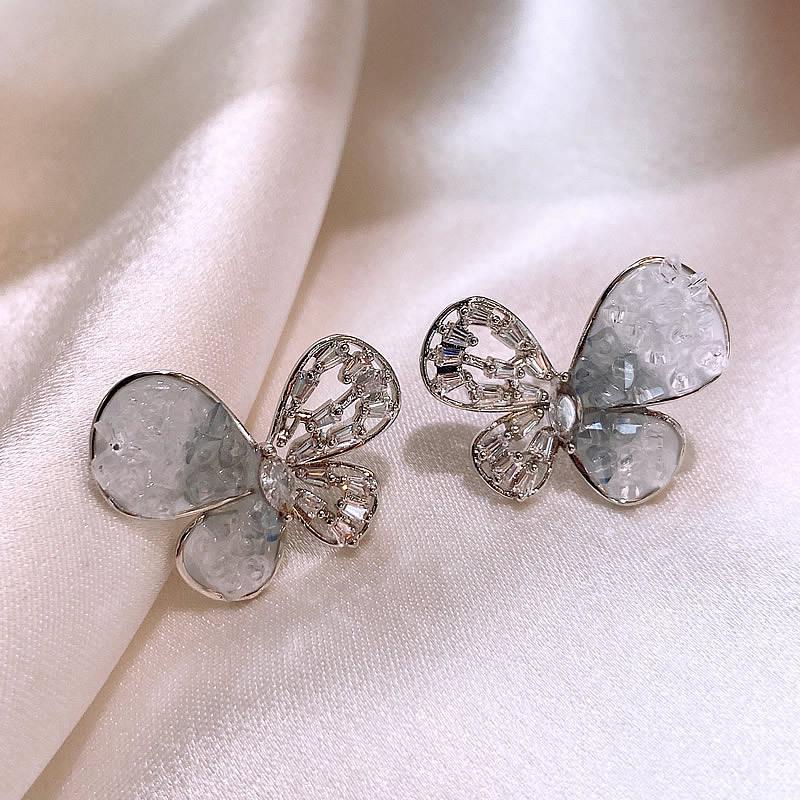 2024 Crystal Butterfly Stud Earrings: Unique, Elegant, Light Luxury for Women