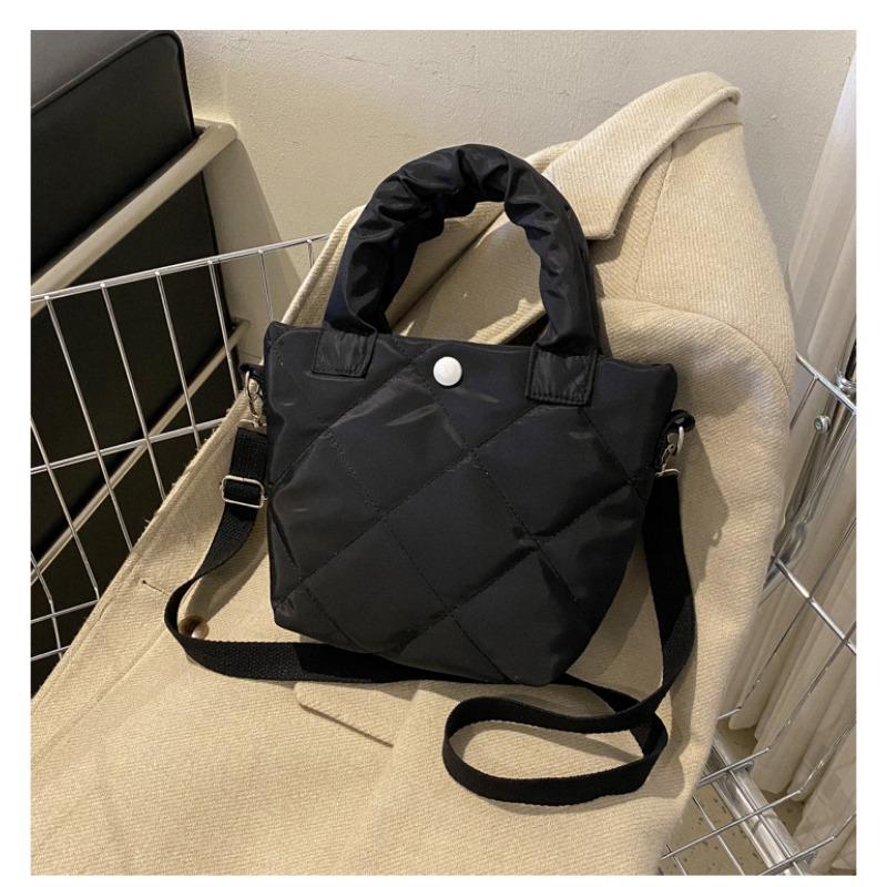 Women's Bag New Handbag Fashionable and Simple Shoulder Bag Bucket Bag Small Bag