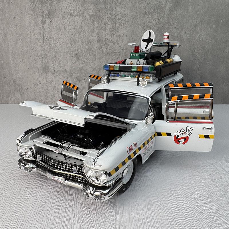 Original factory 1:18 movie Ghostbusters modified version Miller simulation alloy car model