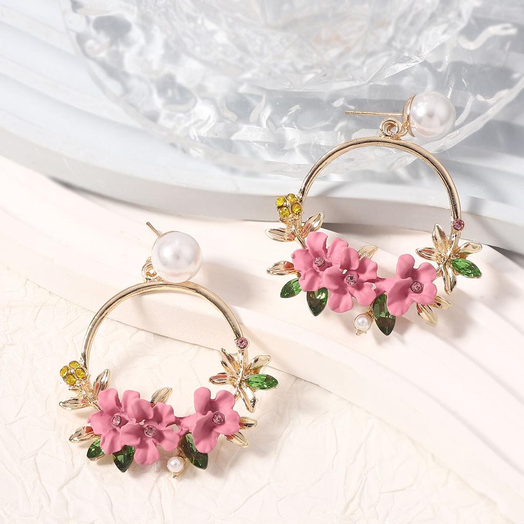 Fashionable country style, sweet and fresh, soft clay flower imitation pearl geometric round earrings, simple and versatile