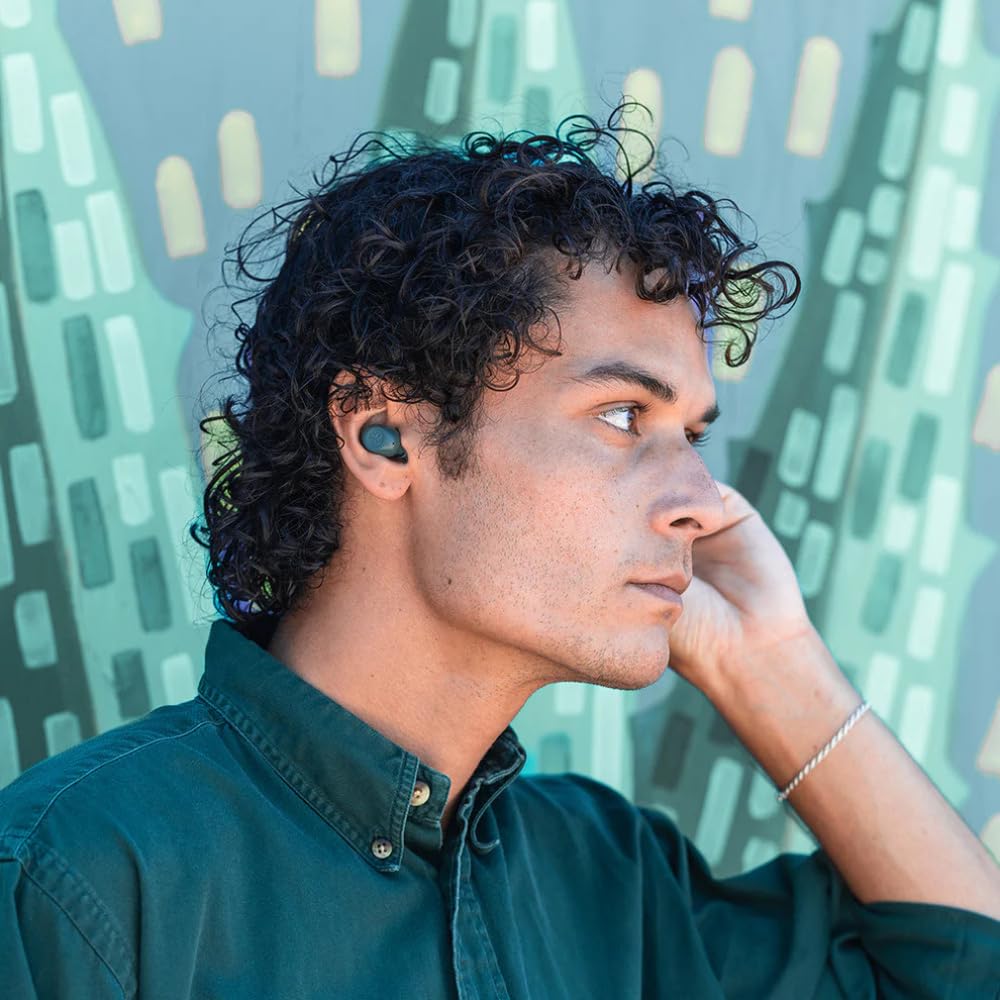 Japan JBuds Mini Wireless Earphones Comfortable Fit Even for Small Ears Packed with Functionality Despite Its Surprisingly Compact Size Convenient to