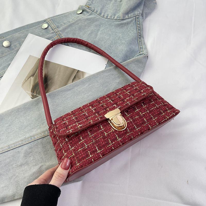 

Retro bag women s new trendy casual oblique span bag simple casual shoulder bag trendy small square bag women
