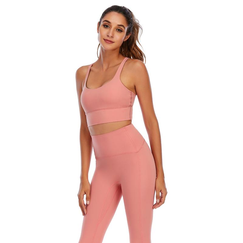 European-American Sports Yoga Set: Nude-Feel Bra & High-Waist Hip-Lift Pants
