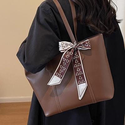 Bag Women's Tote Bag Large Capacity Autumn and Winter Versatile 2025 New Retro Casual Texture Shoulder Class Bag