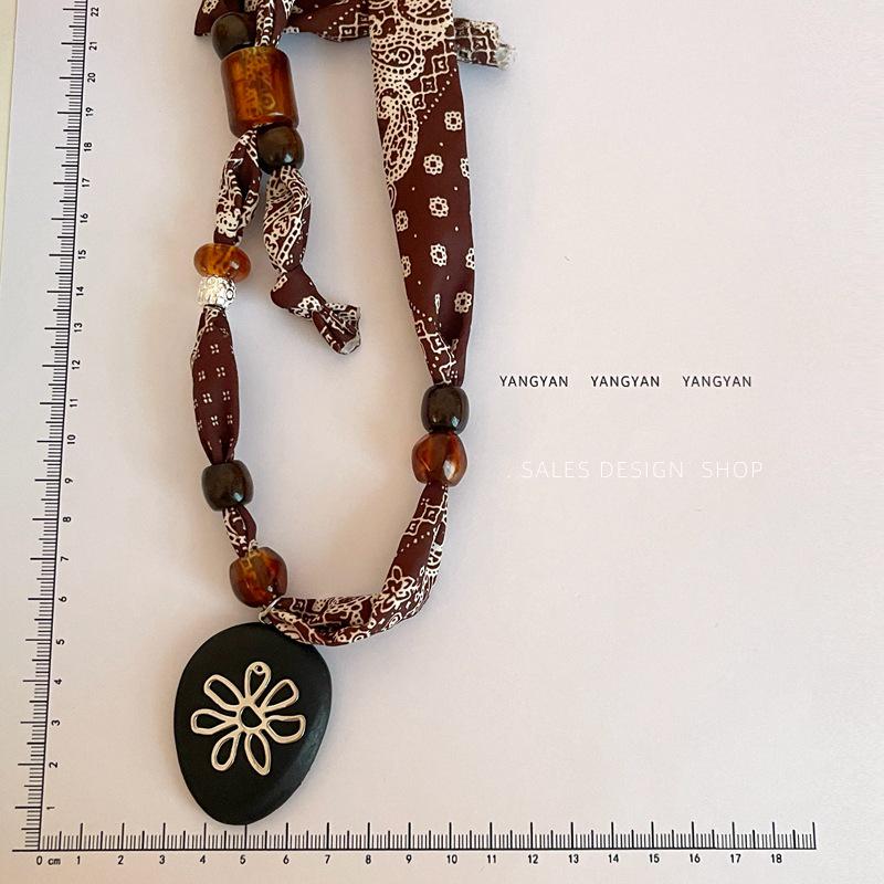 Retro Paisley Leopard Print Silk Scarf Necklace with Beaded Pendant - Women's Versatile Long Sweater Chain for Autumn & Winter.