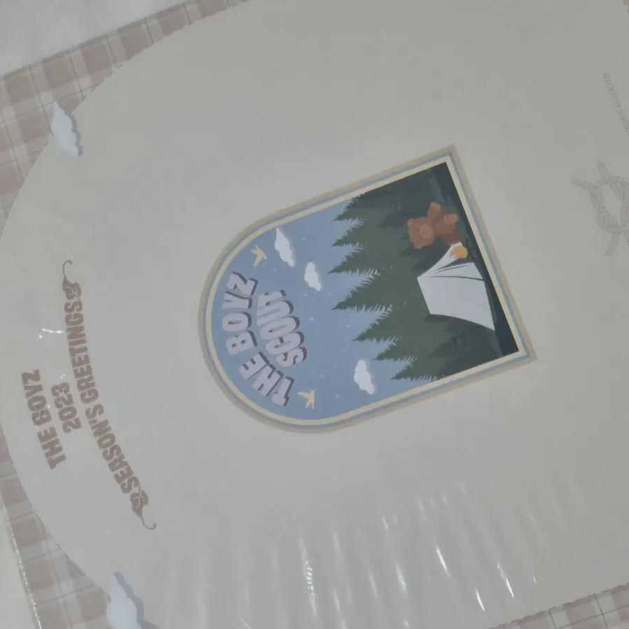 

2023 Theboyz Season Greetings On Sale