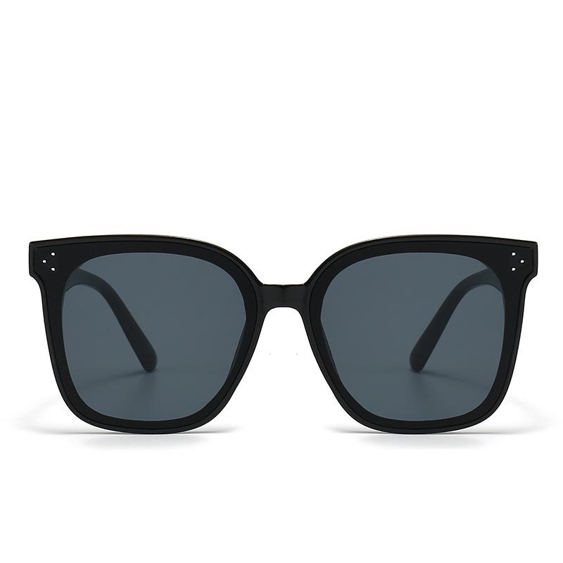 GM Sunglasses for Women Summer HE Large Frame Fashion Sun Protection Sunglasses for Women UV Protection Big Brand Glasses with Glasses Case and Cloth