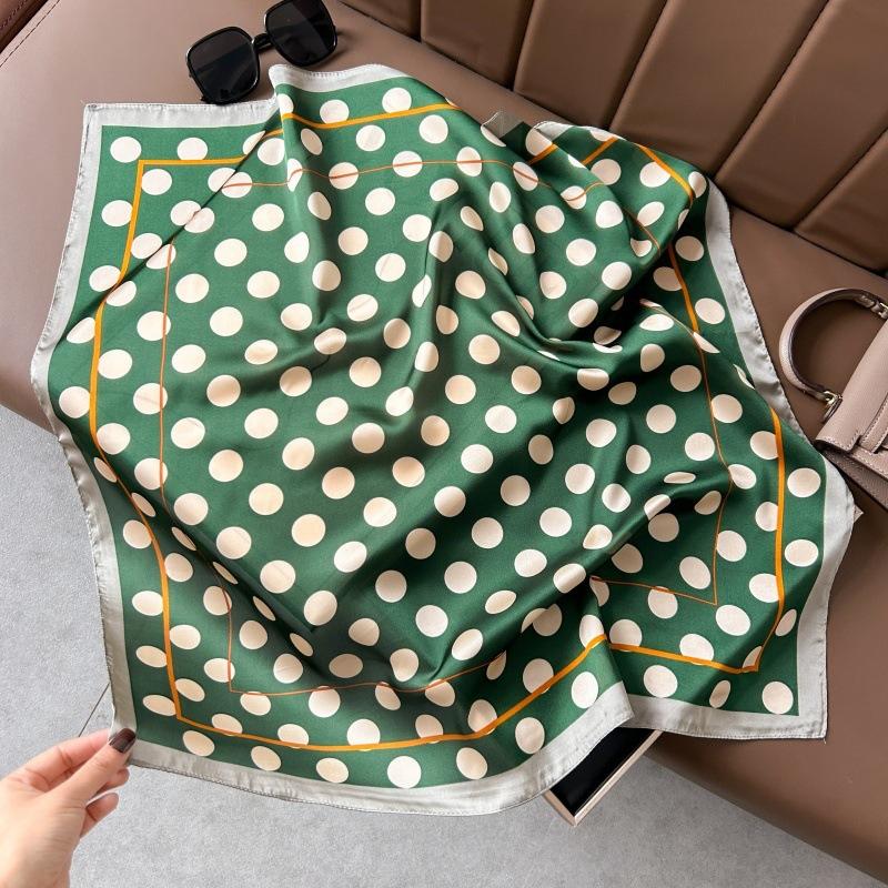 Silk scarf 71 * 71 imitation silk square scarf Korean atmosphere neck silk scarf flower pattern flower polka dot scarf