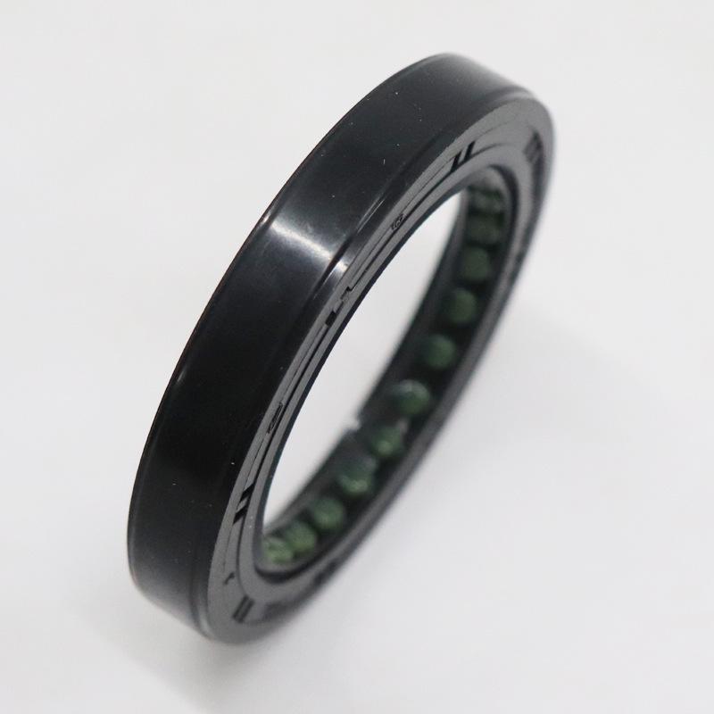 Rear Oil Seal for Jiangling Kai Rui Kaiyun Shunda NKR 4JB1 Qingling 600P 100P Truck Gearbox