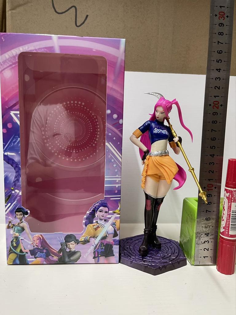 Movie Peripherals K-Pop Witch Hunters, Rumi, Mira, Zoe, Chassis Model Ornaments, Boxed Figures