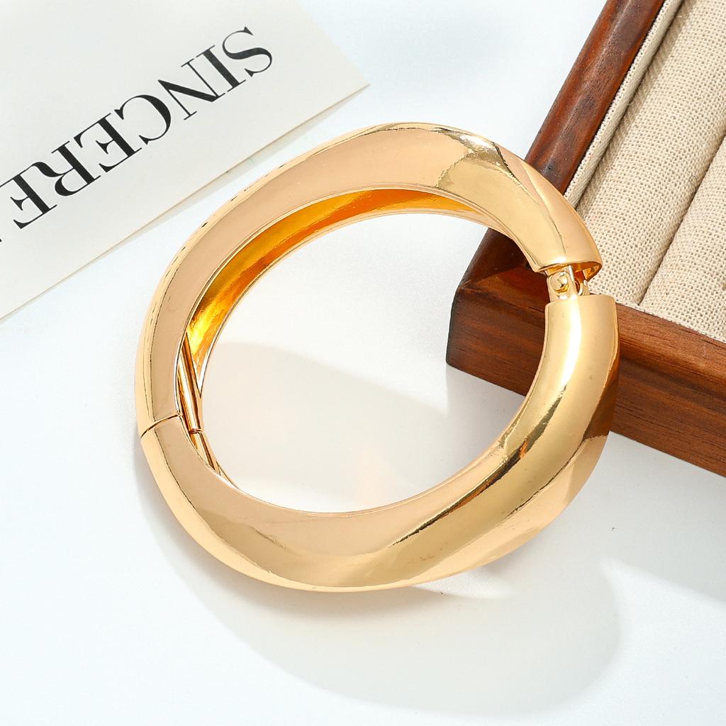 Popular Bracelet Retro Hong Kong Style Smudged Stone Pattern Wide Edge Jewelry Metal Light-sensitive Hand