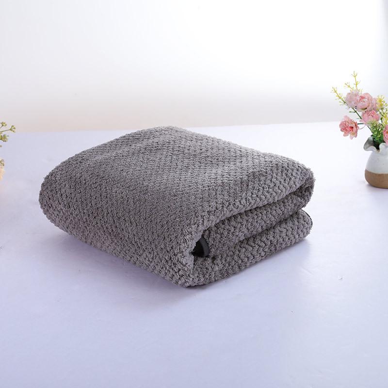 Coral Fleece Quick-drying Gift Beauty Salon Beach Towel Couple Pineapple Grid Towel Bath Towel