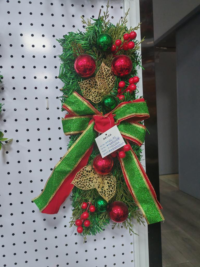 Christmas Artificial Swags, Xmas Prelit Stairway Swag Teardrop Trim Wreath,Door Stair Red Berry Garland Christmas Wreath For Outdoor Home Garden Decor