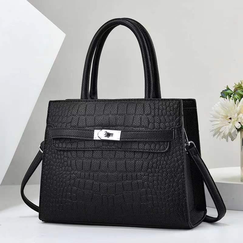 Chic And Spacious Womens Designer Tote Bag Everyday Use With Chain And Lock Features