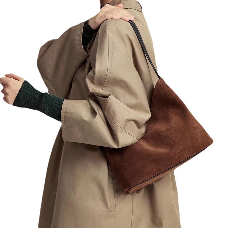 Monochromatic Suede Leather Women's Bag Large Capacity In Fashion Shoulder Bag for Commuting Feminine Square Buckle Casual